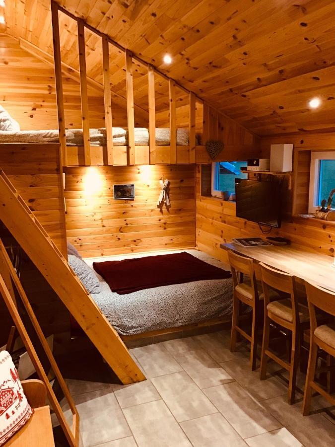 Le Chalet De La Ferme Du Tertre Villers-au-Tertre 外观 照片