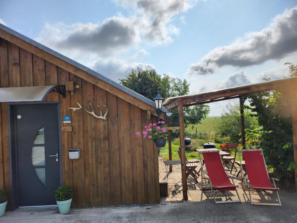 Le Chalet De La Ferme Du Tertre Villers-au-Tertre 外观 照片